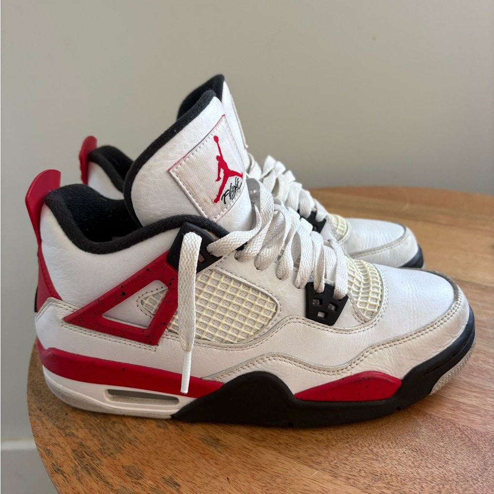 Air Jordan 4 Retro